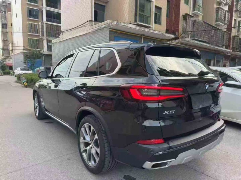 20年武汉宝马X5