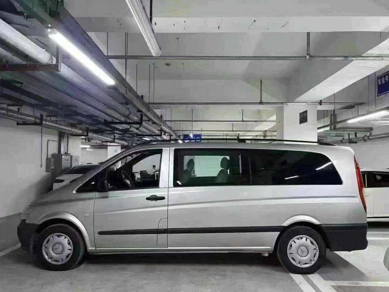 14年泸州奔驰威霆
