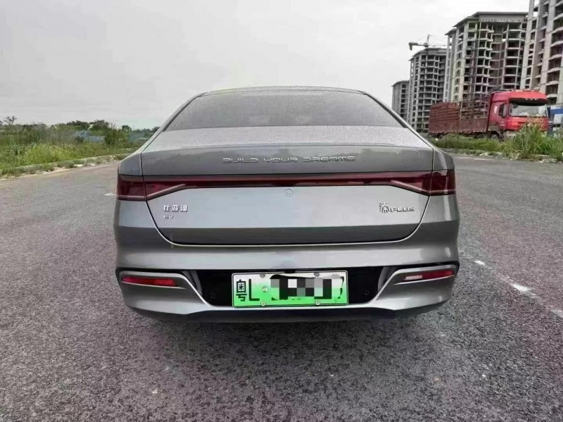 25年玉林比亚迪秦