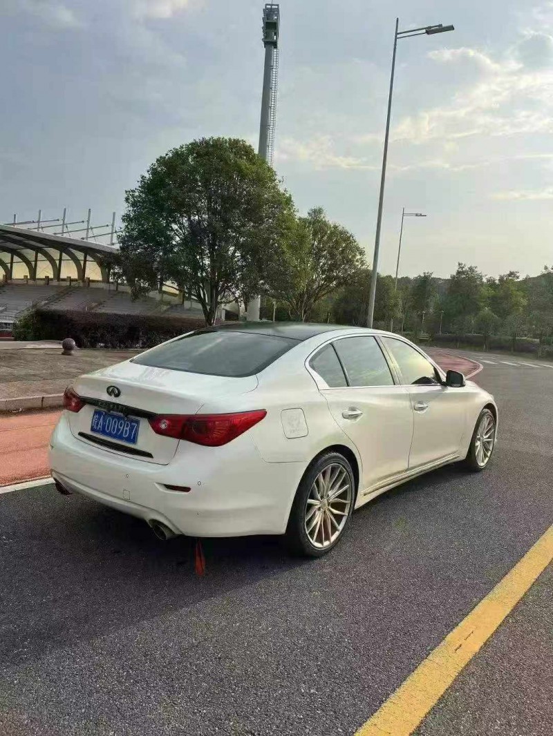 16年桂林英菲尼迪Q50L