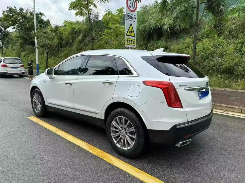 17年梧州凯迪拉克XT5