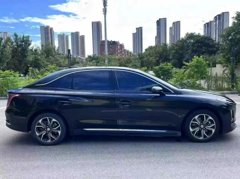 22年淮安红旗E-QM5