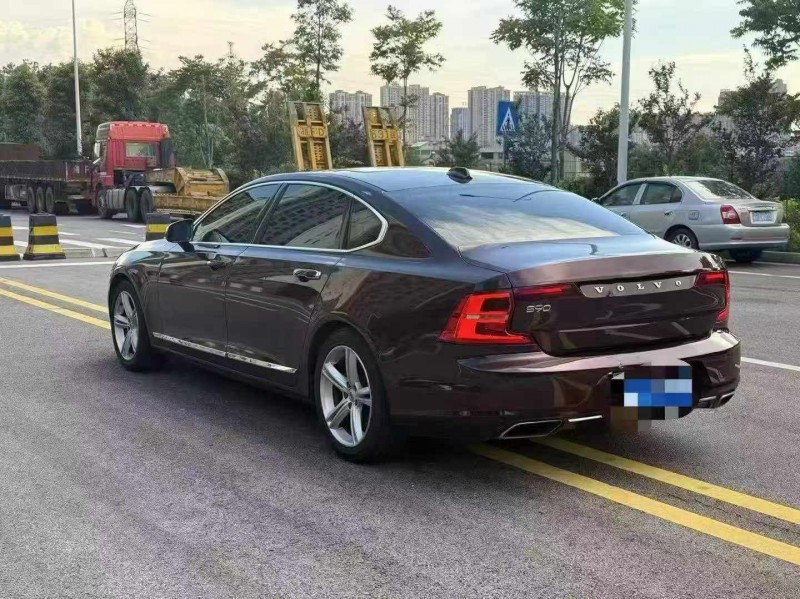 18年湘潭沃尔沃S90