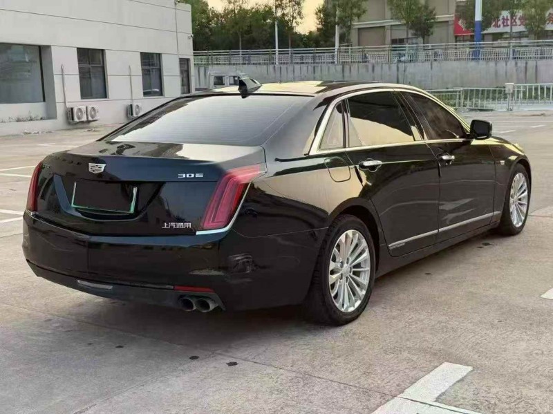 18年衡阳凯迪拉克CT6