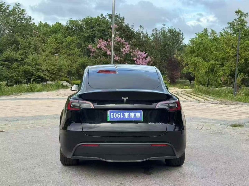 21年烟台特斯拉MODEL Y