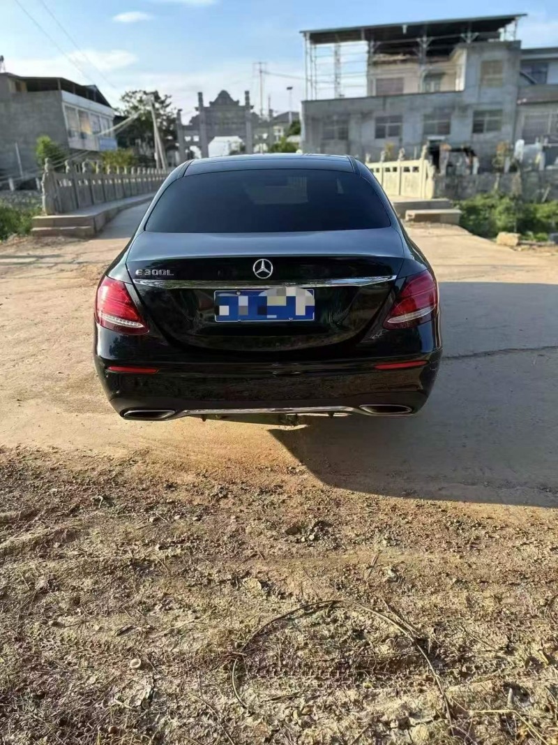 17年蚌埠奔驰E