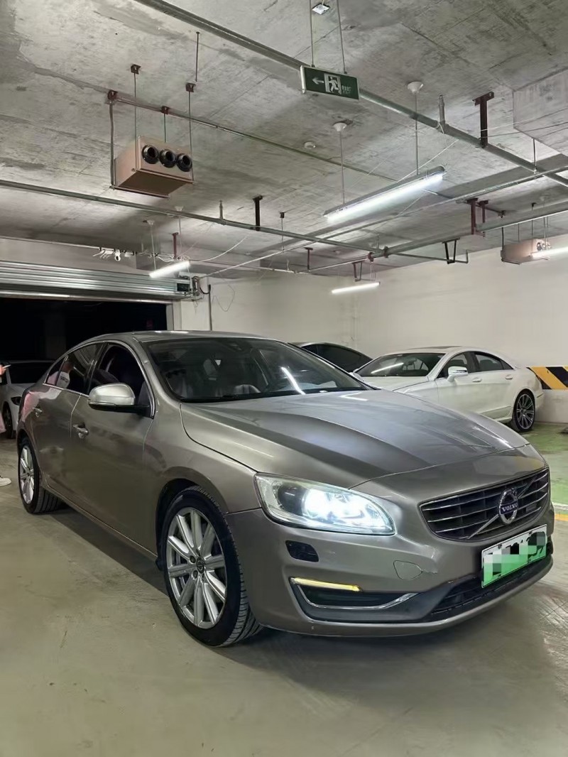 15年成都沃尔沃S60L