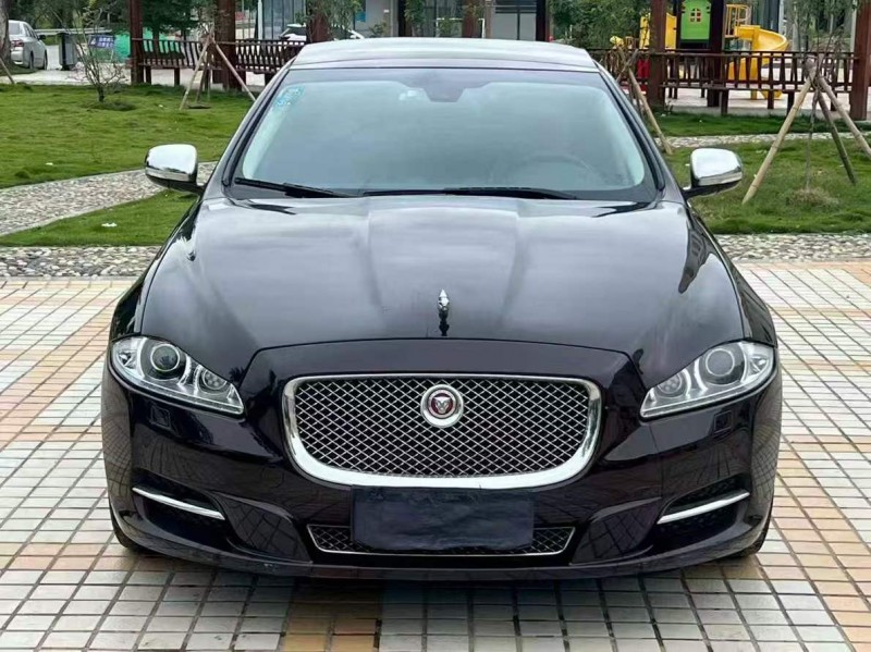 14年汕头捷豹XJL