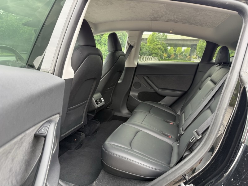 23年盐城特斯拉MODEL Y