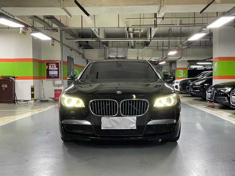 14年成都宝马7系