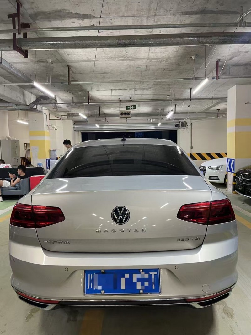 21年成都大众迈腾