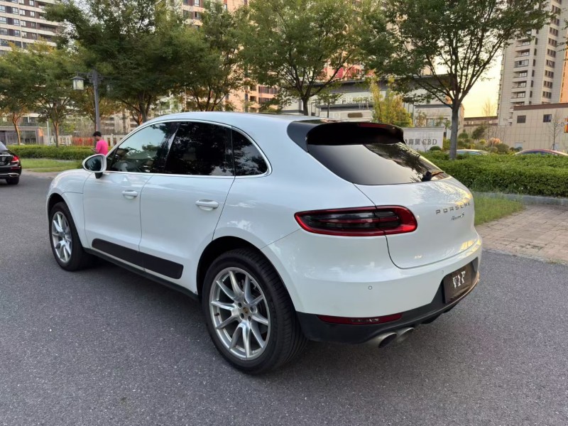 14年盐城保时捷Macan