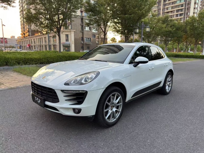 14年盐城保时捷Macan
