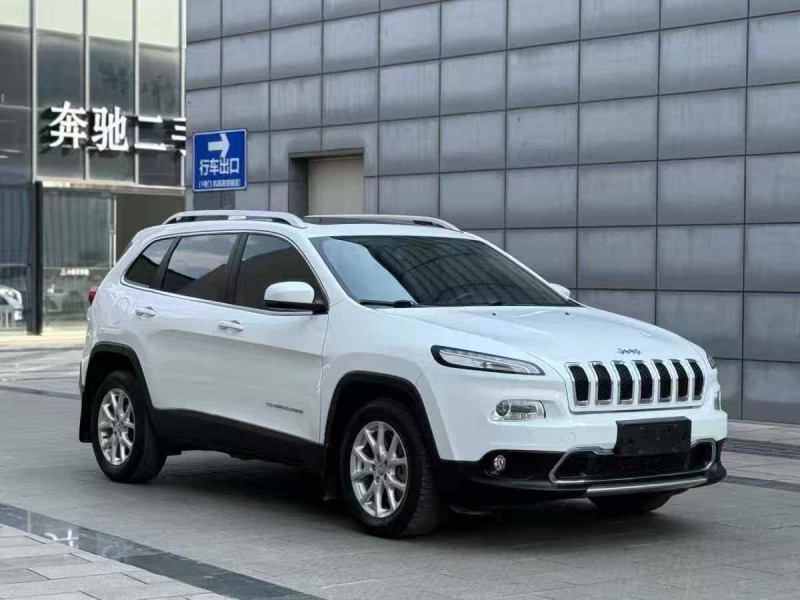 18年徐州Jeep自由光