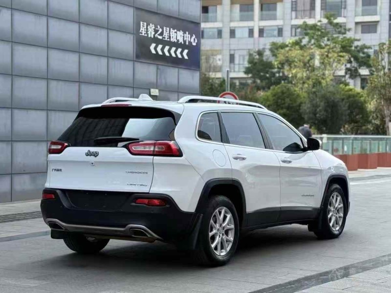 18年徐州Jeep自由光