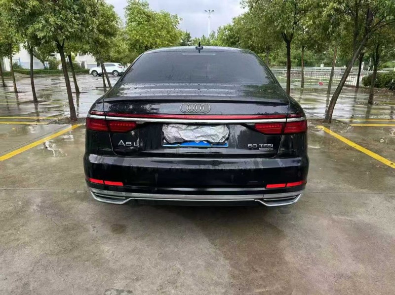 21年枣庄奥迪A8L