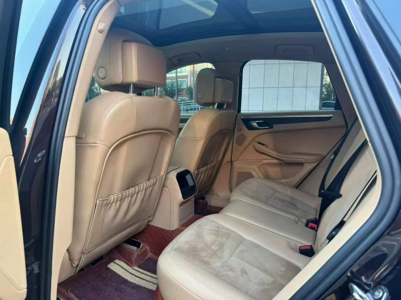 14年济宁保时捷Macan