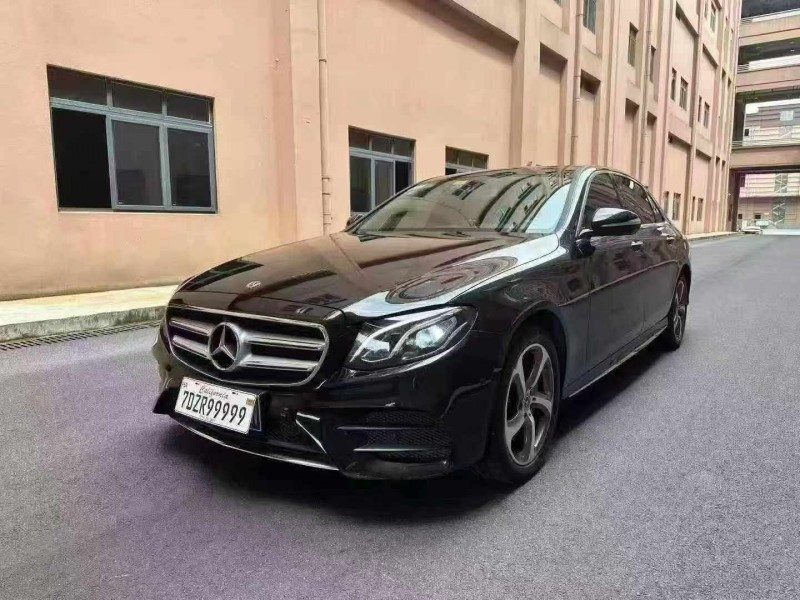 18年重庆市奔驰E