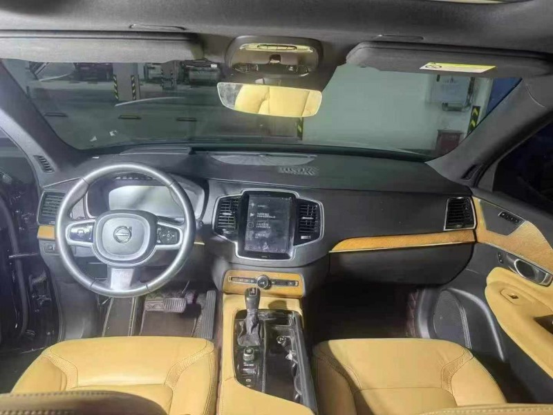 18年重庆市沃尔沃XC90