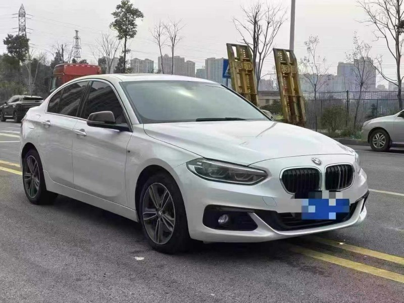 18年邵阳宝马1系