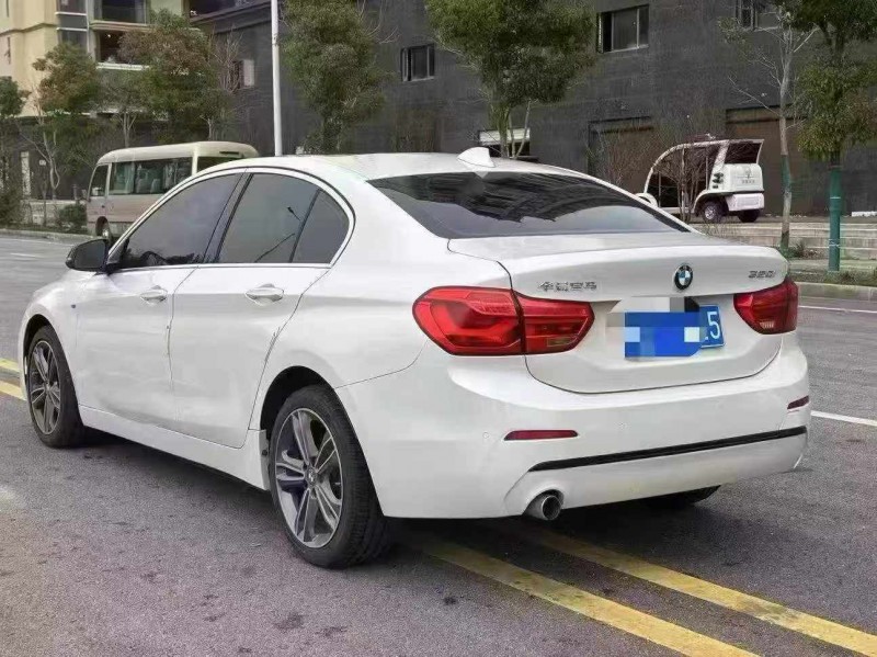 18年邵阳宝马1系