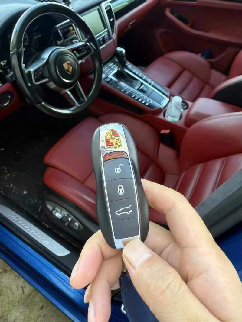 15年淮安保时捷Macan