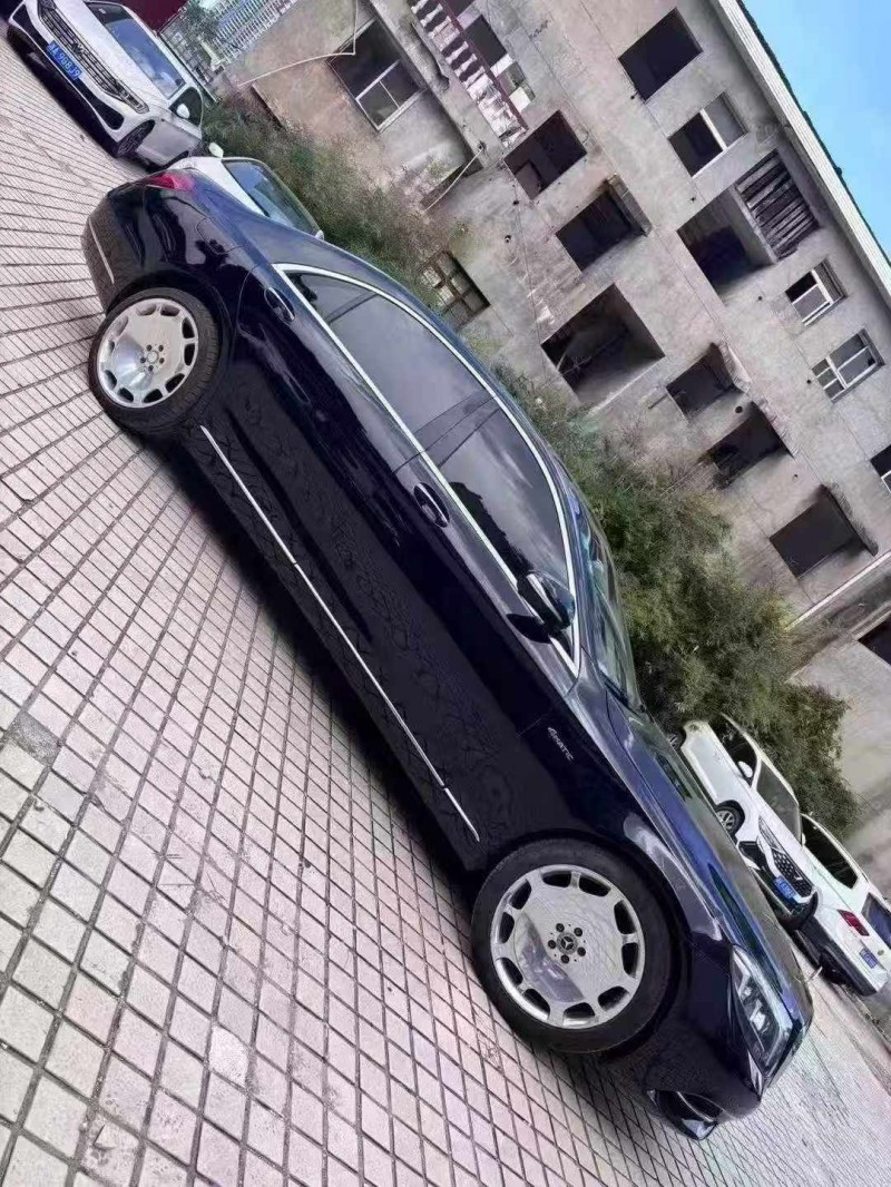 16年张家界奔驰S