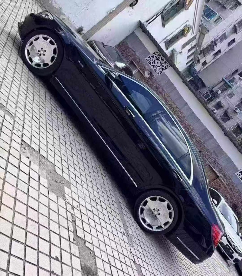 16年张家界奔驰S