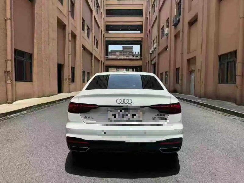 22年重庆市奥迪A4L