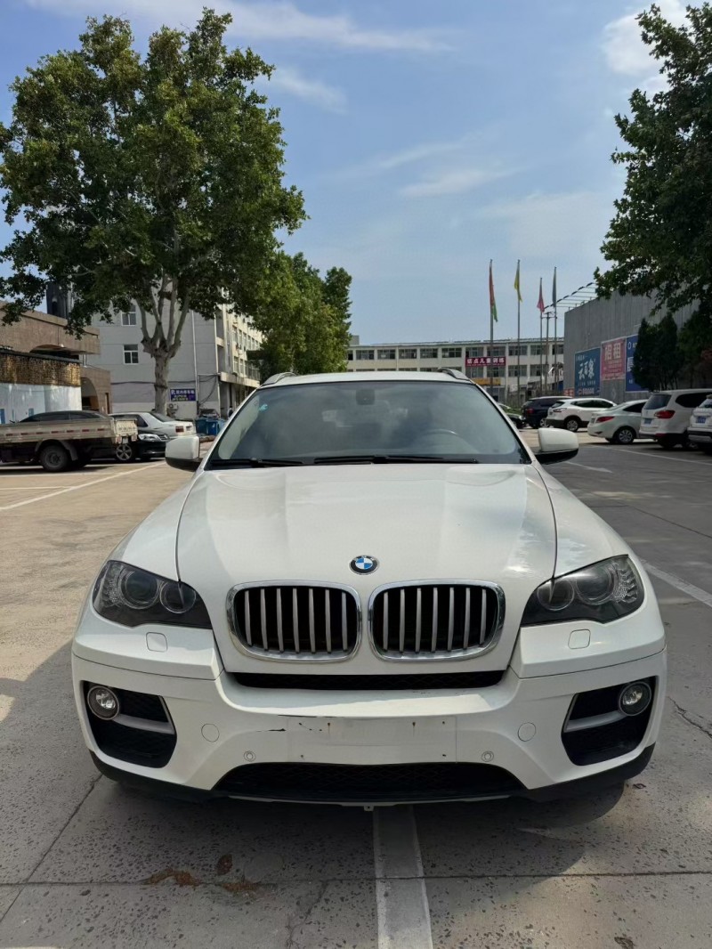 13年邢台宝马X6