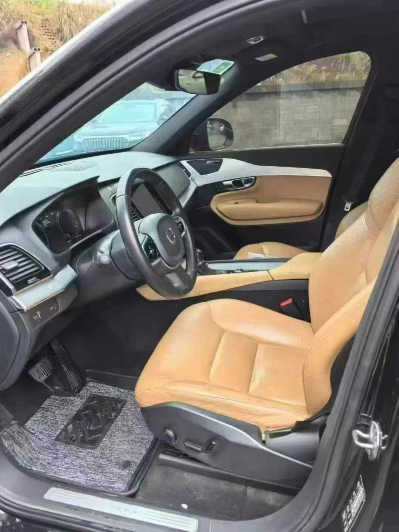 17年重庆市沃尔沃XC90