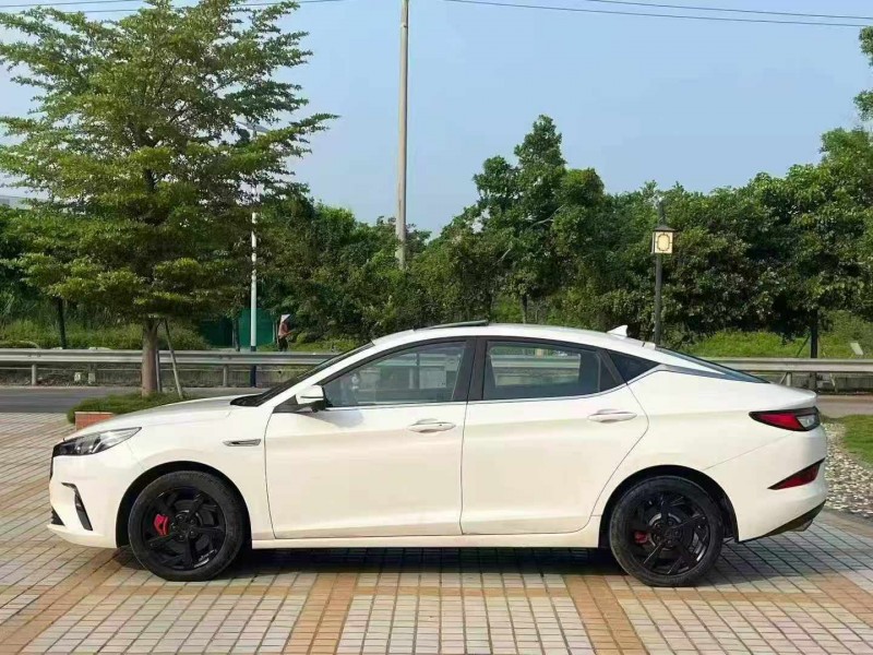 23年深圳江淮思皓