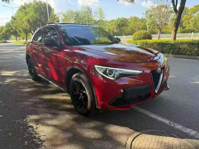 19年邵阳阿尔法·罗密欧Stelvio