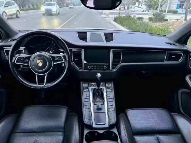 18年枣庄保时捷Macan