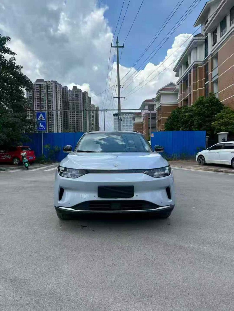 22年南宁零跑汽车C11