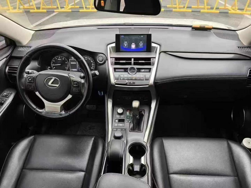 15年钦州雷克萨斯NX