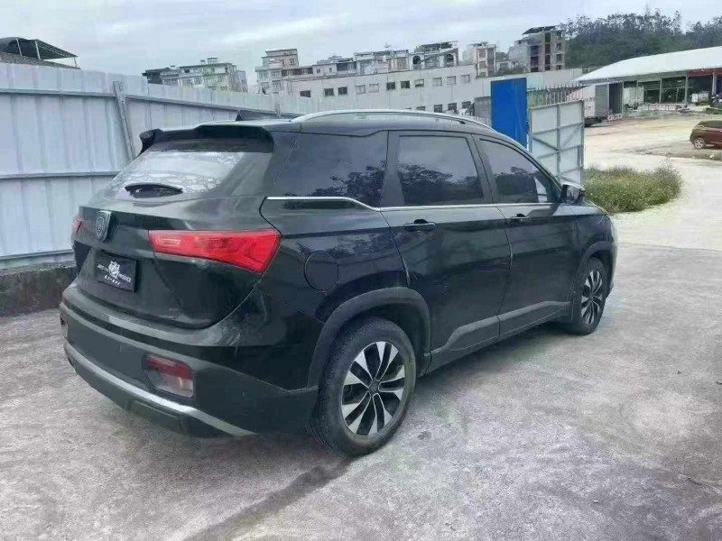 21年钦州宝骏530