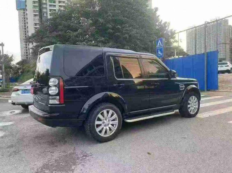 15年南宁路虎发现4