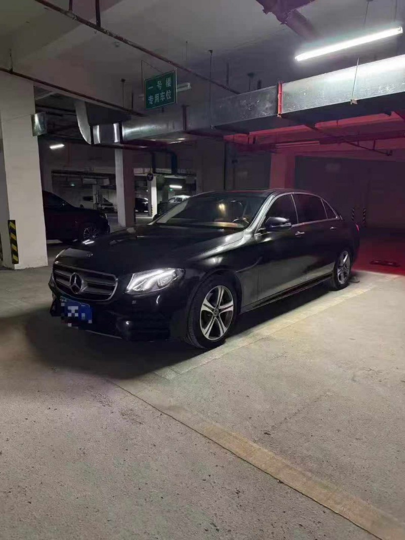 18年贵阳奔驰E