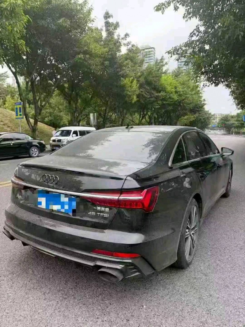 23年重庆市奥迪A6L