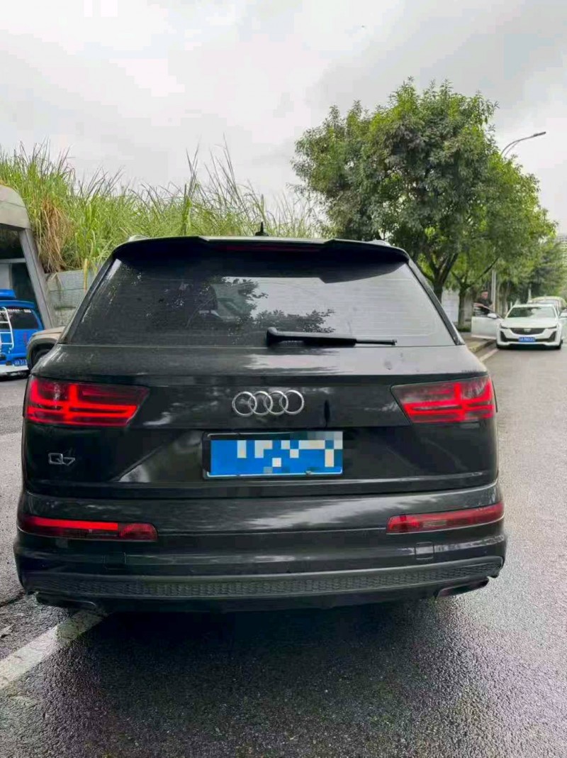 18年重庆市奥迪Q7