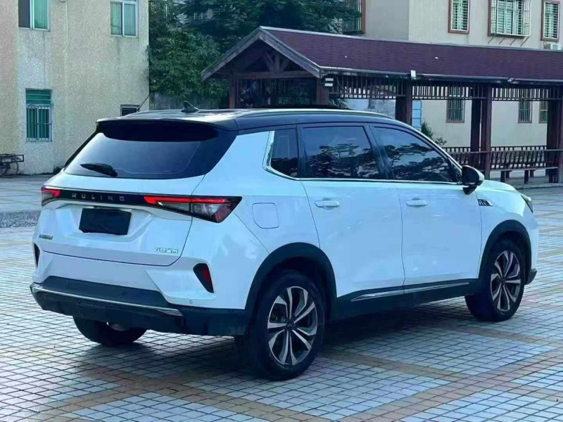 22年江门五菱汽车星辰