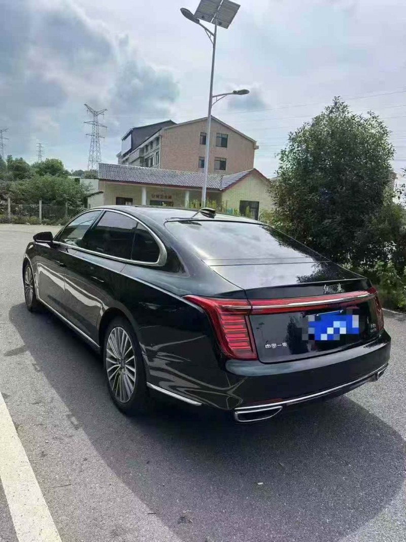 23年衢州红旗H9