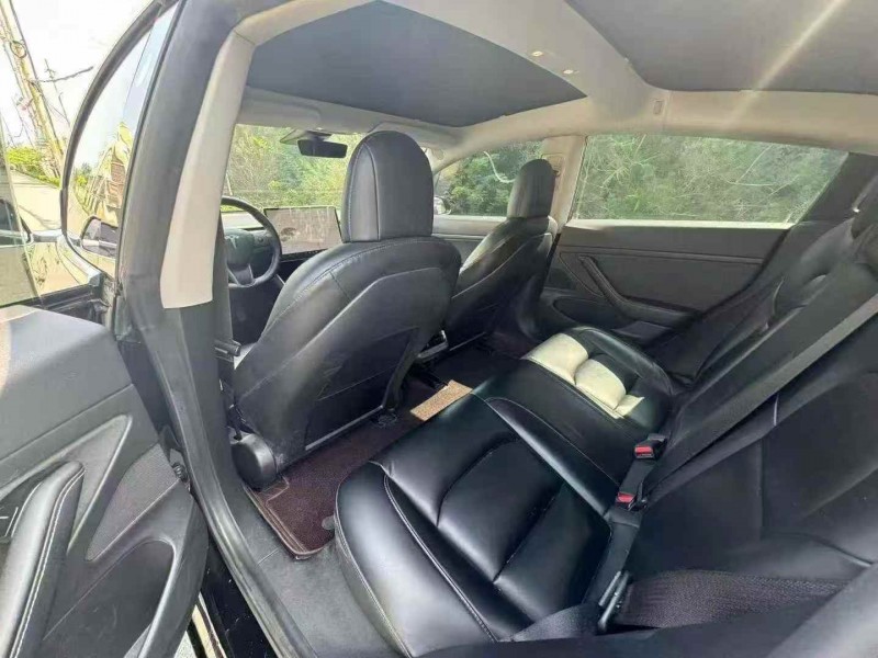 20年烟台特斯拉MODEL 3