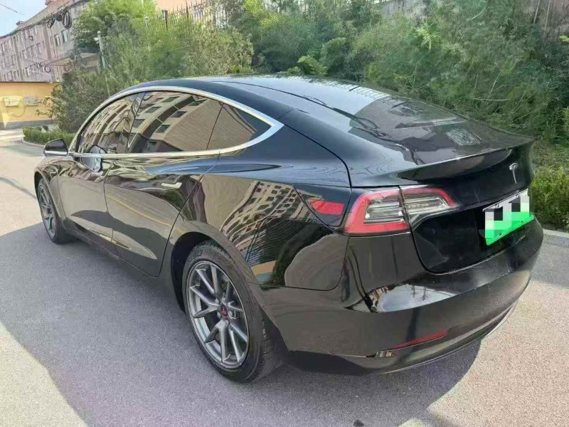 20年烟台特斯拉MODEL 3
