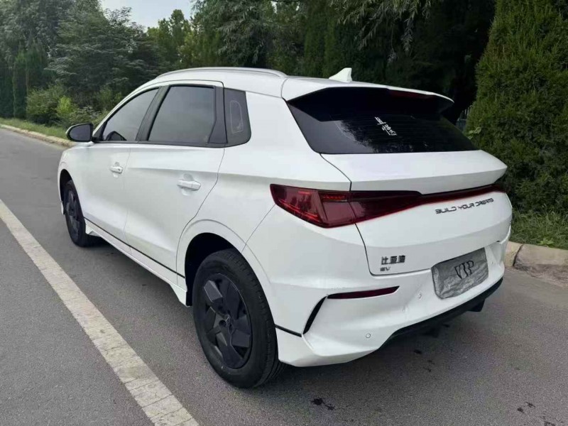 23年潍坊比亚迪E2