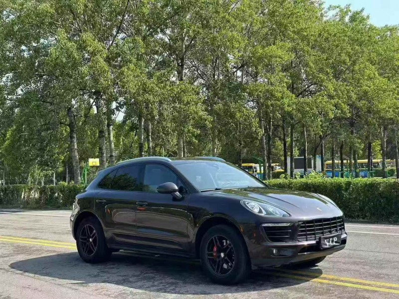 16年济宁保时捷Macan