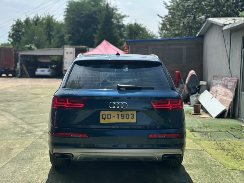 18年青岛奥迪Q7