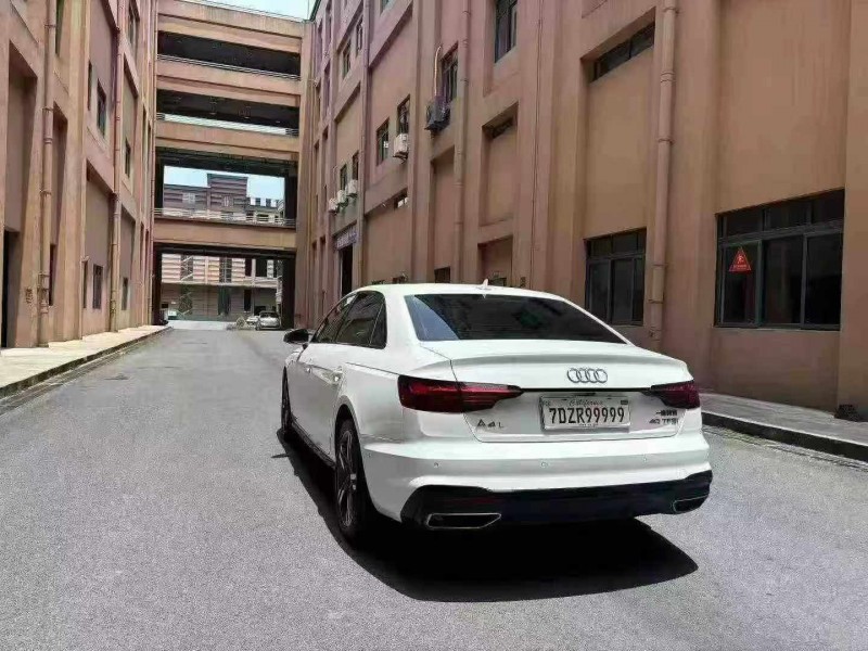 22年重庆市奥迪A4L