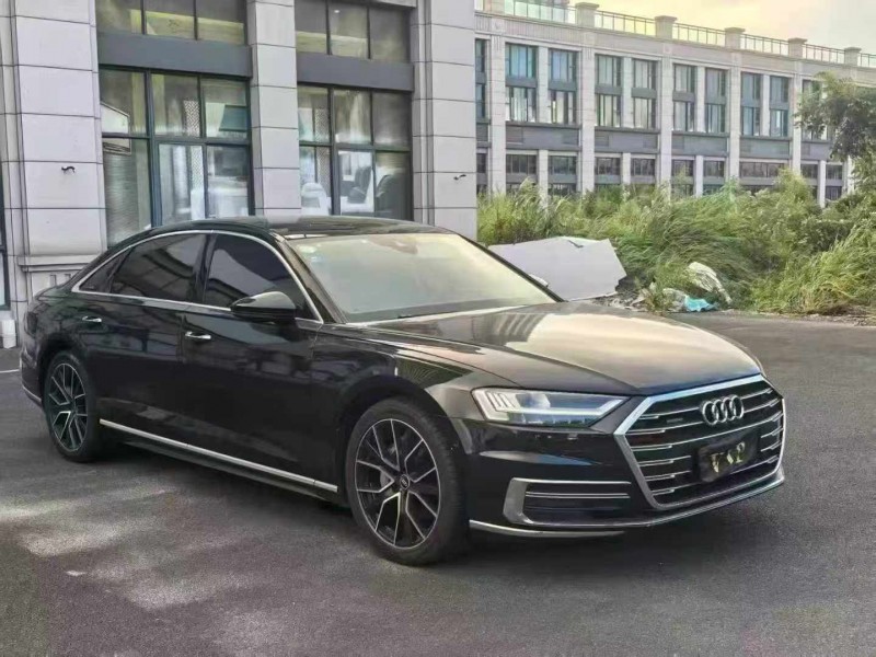 21年漳州奥迪A8L